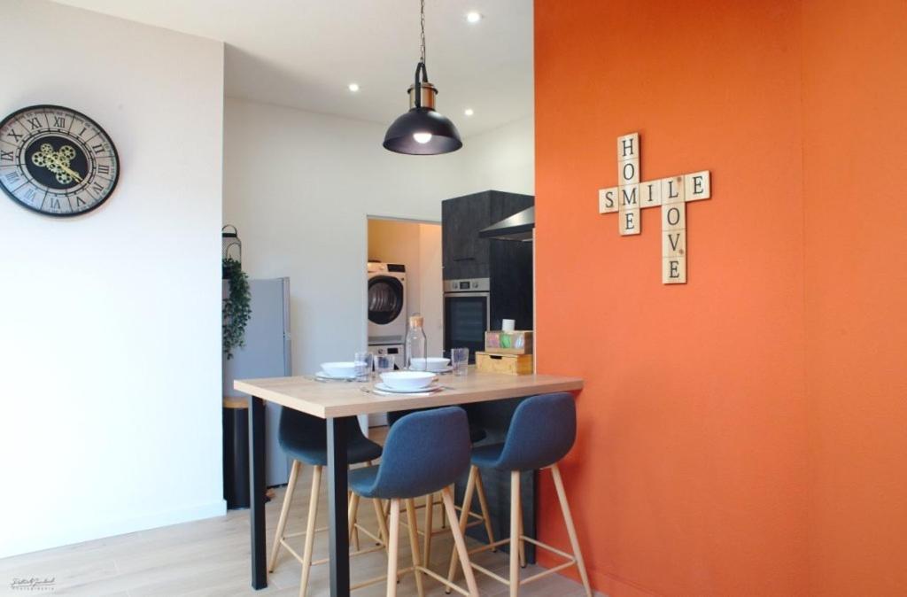 T2 Chaleureux Au Centre De Castelnaudary Apartment Exterior foto